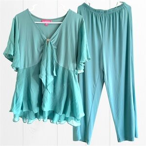 Lovely Turquoise Green Blue 2 Pc Outfit Size 14 WP Comfy Summer Events